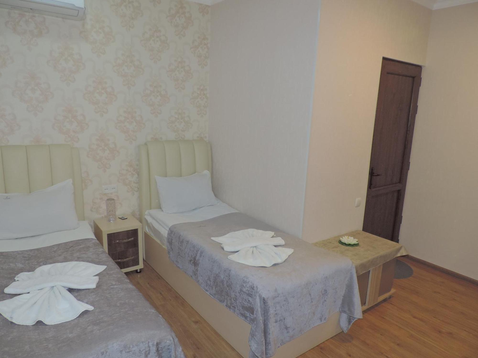 Hotel Lotus أخالتسيخه المظهر الخارجي الصورة